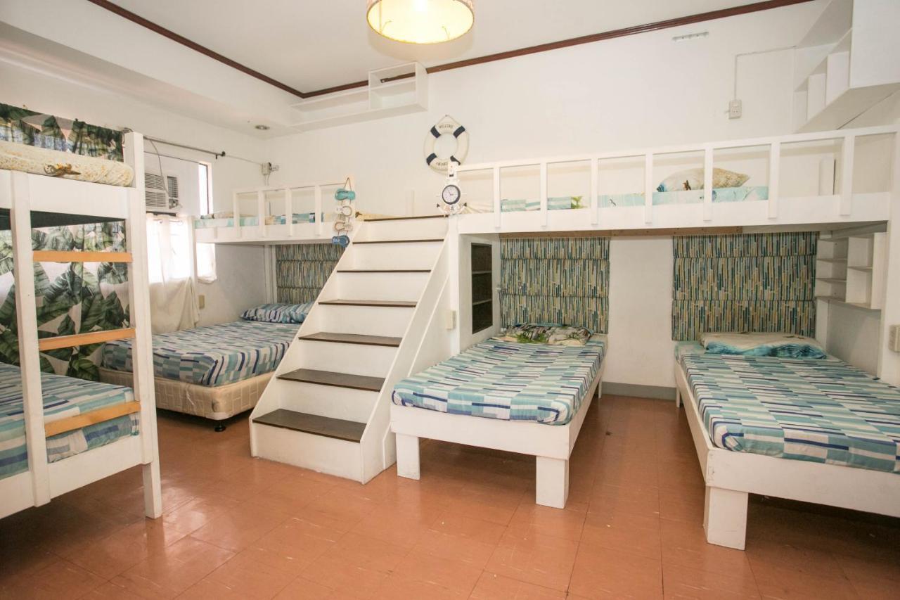 Naps & Maps Hostel Cebu Exterior photo